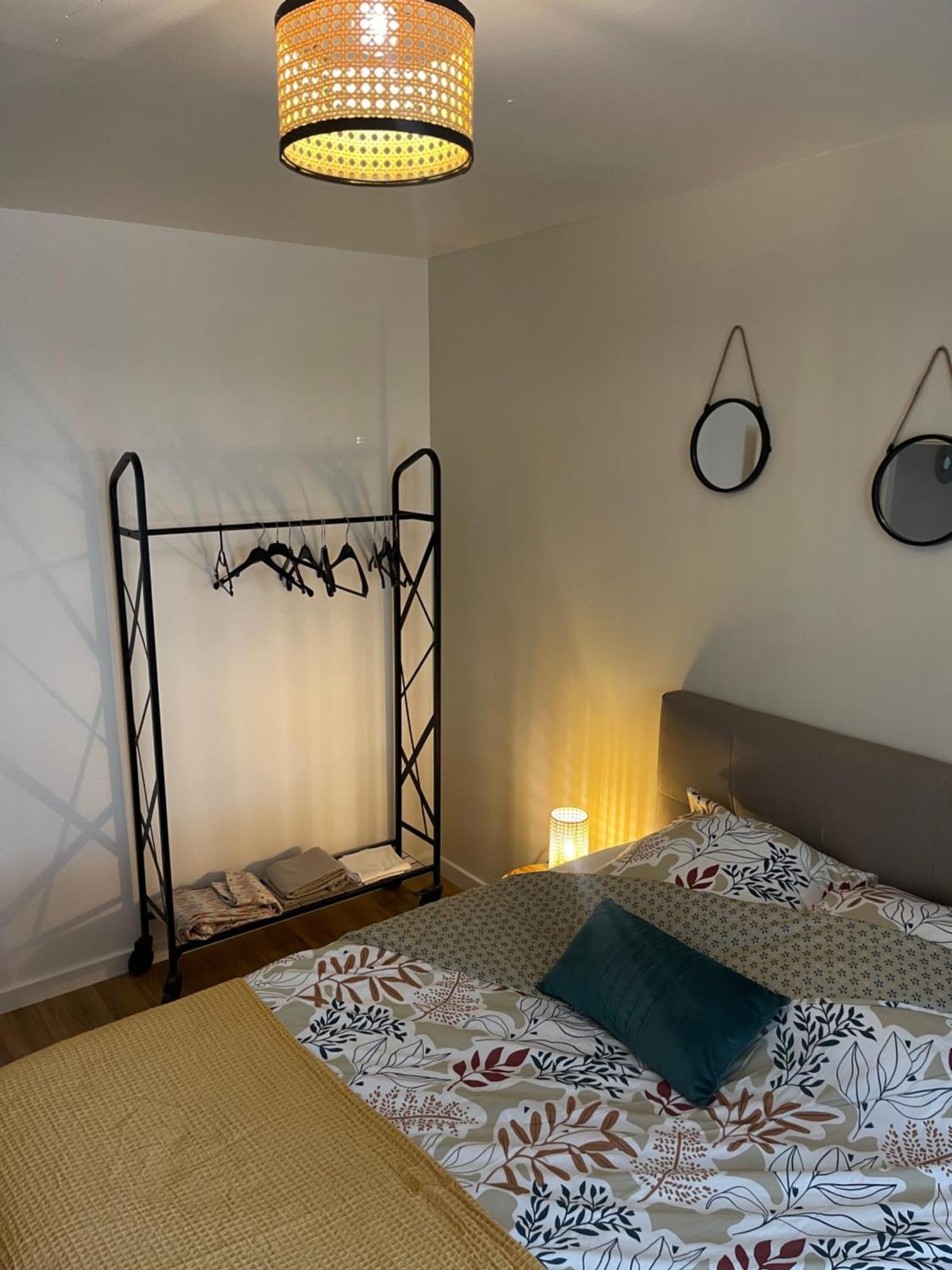 Hexagone Wifi Un Sejour A Part Apartman Longeville-les-Metz Kültér fotó